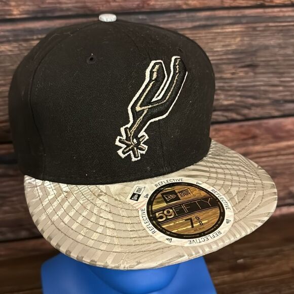 New Era 59Fifty Spurs Hat with Reflective Rim fitted 7-5/8 - Picture 2 of 7